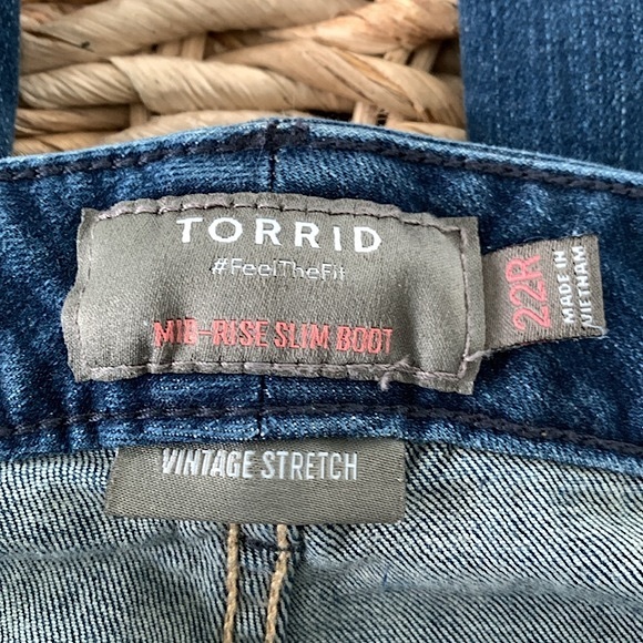 Torrid Vintage Stretch Mid Rise Slim Bootcut Jean - Picture 13 of 15
